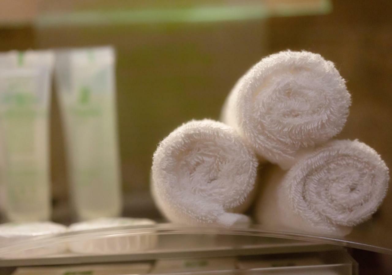 Holiday Suites Al Aziziah La La Mecca Esterno foto Cotton towels